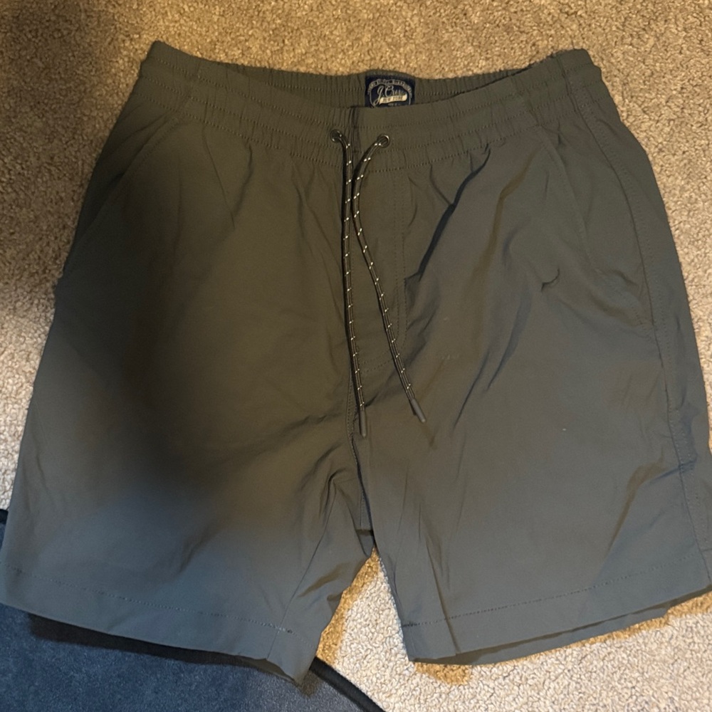 J. Crew 6in tech dock short